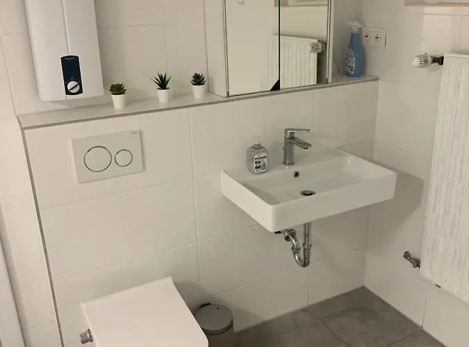 Calm Souterrain Appertment In